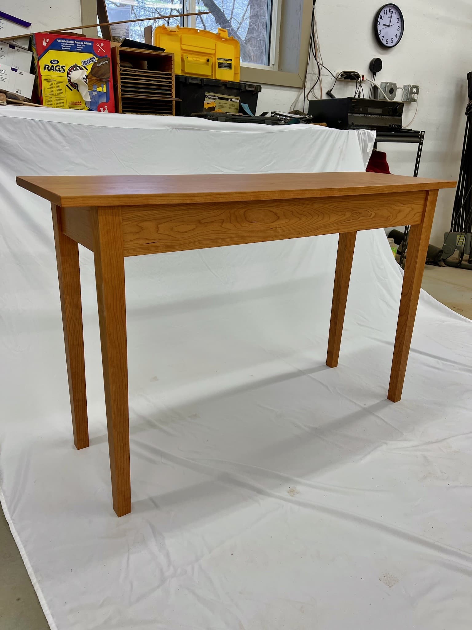 Cherry table - joinery detail