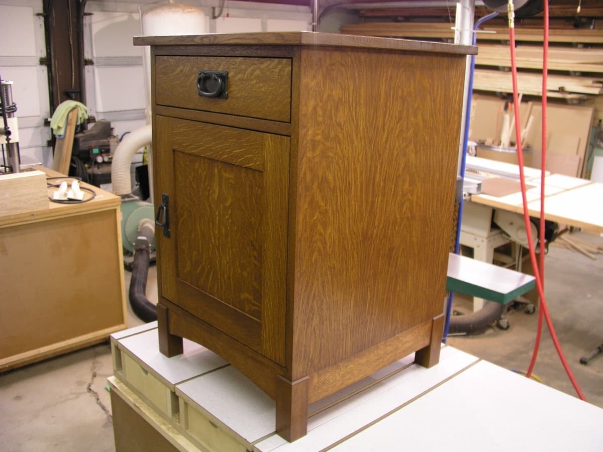 Nightstand - side view showing dovetail drawer joinery