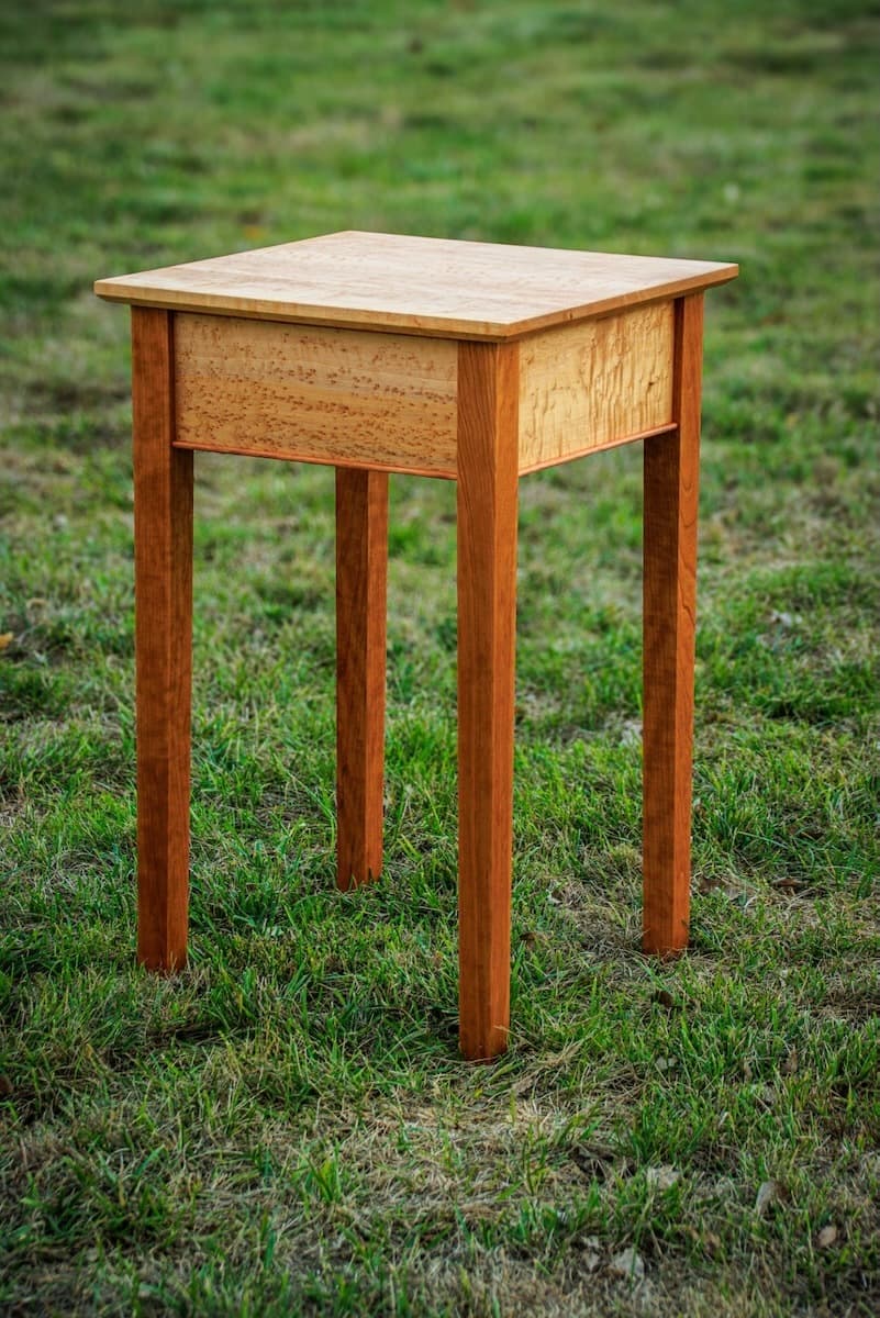 Shaker side table - side profile